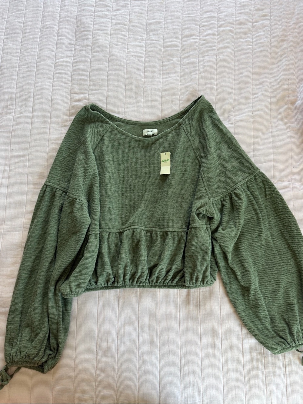 aerie Olive Green Puff Sleeve Cropped Sweatshirt